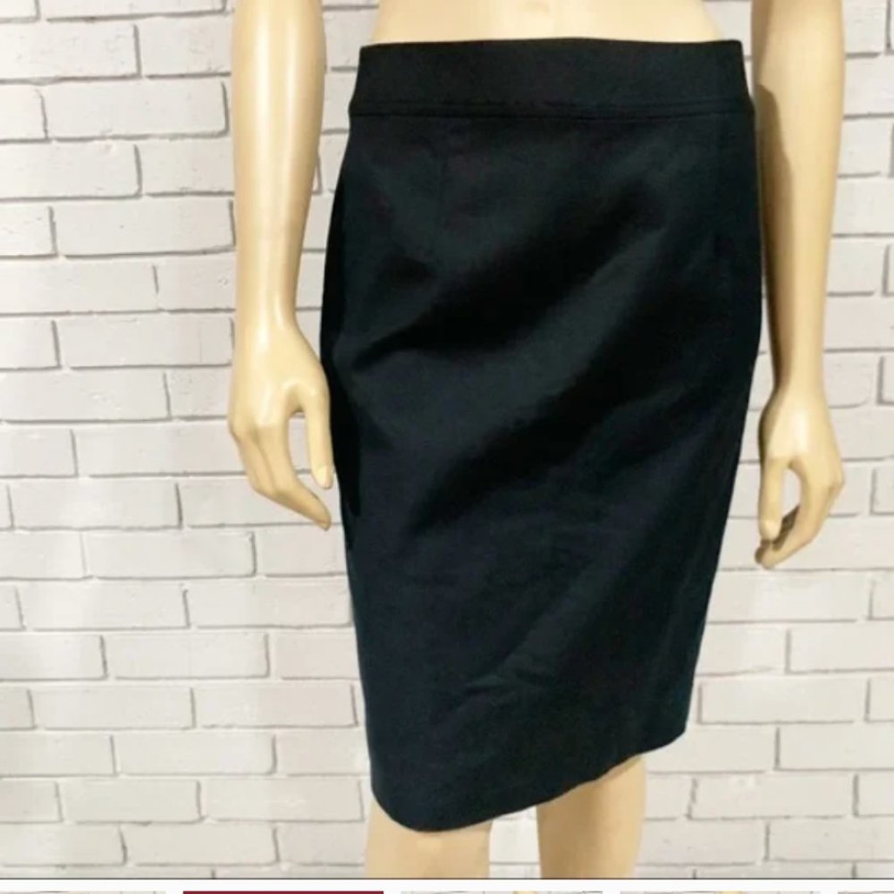 Banana Republic Women’s Black Pencil Skirt